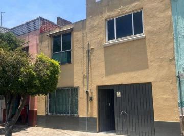 Casa de 2 habitaciones, Venustiano Carranza · Casa en Renta de 162 m²