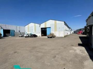 1 · Nave Industrial en Pueblo Chipilo de Francisco Javier Mina