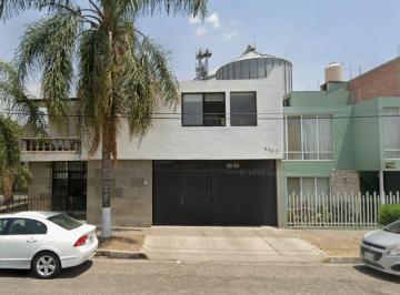 Casa de 3 habitaciones, Aguascalientes · Propiedad Ubicada en Margil de Jesús 1102, Circunvalación Nte. 20020 Aguascalientes, Ags