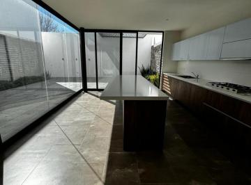 Casa · 457m² · 3 Recámaras · 2 Estacionamientos · Casa en Venta en Tierra Verde en Aguascalientes