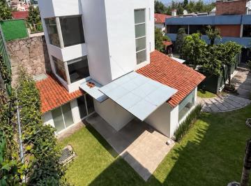 Casa · 200m² · 3 Recámaras · 3 Estacionamientos · Casa - Las Arboledas