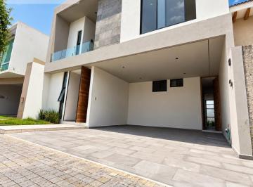 Casa · 269m² · 3 Recámaras · 2 Estacionamientos · Casa - Fraccionamiento Lomas de Angelópolis
