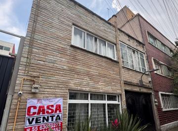 Casa de 3 habitaciones, Benito Juárez · Casa en Venta Cerca de Parque Delta