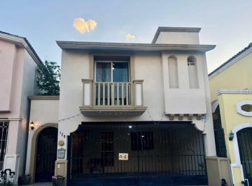 Casa de 3 habitaciones, Monterrey · Casa en Renta en Cerradas de Cumbres, Amueblada y Equipada