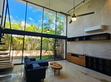 Casa · 197m² · 2 Recámaras · 2 Estacionamientos · Casa en Renta en Temozón Norte con Paneles Solares