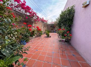 1 · Venta de Oportunidad Casa de Una Sola Planta con Circuito Cerrado en Esquina, Tlaxcalancingo, Pue