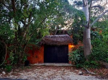 Casa · 200m² · 3 Recámaras · 1 Estacionamiento · Casa en Venta El Tigrillo Playa del Carmen