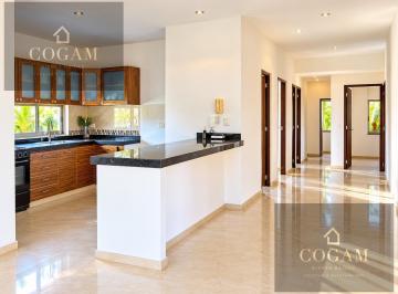 Departamento · 220m² · 3 Recámaras · 2 Estacionamientos · Penthouse en Venta en Zona Colegios, Cancún | 220 m² y Roof Garden Privado