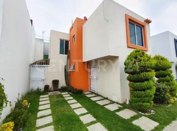 Casa · 88m² · 3 Recámaras · 1 Estacionamiento · Casa en Renta en Cuautlancingo con Agua y Matto. Incluidos