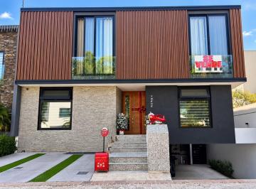Casa en condominio de 4 habitaciones, Zapopan · Residencia de Lujo en Venta en Valle Real