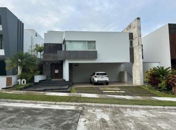 Casa de 3 habitaciones, Xalapa · Casa en Renta en Residencial del Lago, Animas, Xalapa