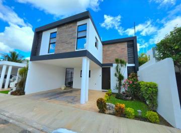 Casa de 4 habitaciones, Mérida · Casa en Venta en Conkal en Mérida con 4 Habitaciones