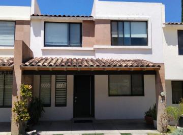Casa · 119m² · 2 Recámaras · 2 Estacionamientos · Casa en Venta, Lomas de Angelópolis II Puebla, Zona Azul, Cluster con Alberca y Amenidades