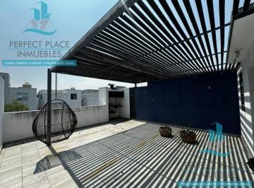 Casa · 280m² · 4 Recámaras · 2 Estacionamientos · Casa en Venta en Calzadas de Anahuac Escobedo Nuevo Leon
