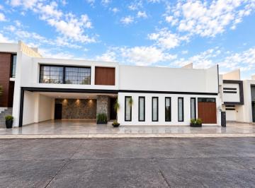 Casa de 4 habitaciones, Pachuca · ¡Diseño Que Impresiona, Amplitud Que Enamora! Casa en Venta de 4 Recámaras