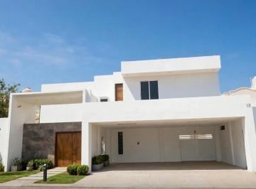 Casa de 5 habitaciones, Santo Domingo Tehuantepec · Casa 3 Niveles Entre Tehuantepec y Salina Cruz, Ideal Para Vivienda y Negocio