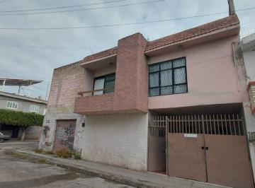 Casa de 3 habitaciones, León · Se Vende Casa con Bodega y Local en Cruz de Cantera
