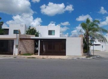 63151942a2a9790157346c4ccb34224042665466aba737fce58070466223a9ca · Casa o Oficina con Alberca de 2 Plantas