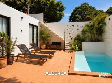 Casa · 208m² · 3 Recámaras · 1 Estacionamiento · Casa Nueva con Alberca en Venta en Puerto Escondido – Colonia Lázaro Cárdenas, Oaxaca