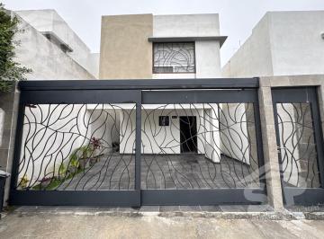 Casa · 132m² · 3 Recámaras · 2 Estacionamientos · Casa Enventa en Cumbres Andara Dominio Cumbres