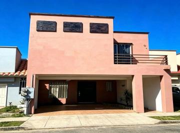 Casa de 3 habitaciones, Tijuana · Casa en Venta en Ribera del Bosque Tijuana B. C