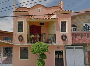 Casa de 3 habitaciones, Romita · Venta de Casa en Centro Romita Guanajuato