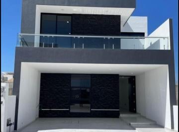 Casa en condominio de 4 habitaciones, Aguascalientes · Se Vende Casa Al Sur de Aguascalientes Rancho Sta Monica 4 Habitaciones Una en Plamta Baja Equipada