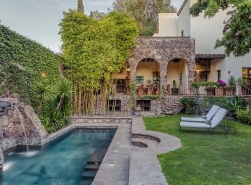 d5326f293b0429ce4cbe41e814f3806cf5014c2a364e73b6c512bc941b58bc8d · Casa San Jose Centro San Miguel de Allende