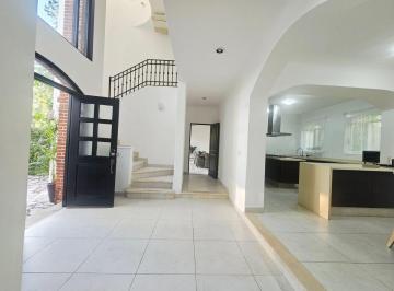 Casa de 3 habitaciones, Solidaridad · Casa en Renta en Retorno Uxmal, Playacar | Alberca Privada, Jardín y Habitación en Planta Baja