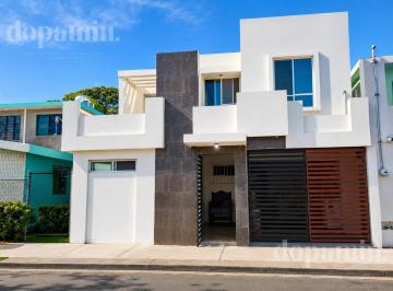 Casa · 193m² · Casa en Guadalupe Mainero
