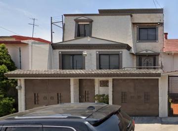 Casa de 4 habitaciones, Naucalpan de Juárez · Casa de 290 m² Construidos 4 Recámaras en Venta en Cumbres de San Mateo