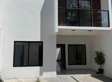 Casa de 4 habitaciones, Tuxtla Gutiérrez · Casa en Venta con Recamara en Planta Baja y Baño Completo Muy Cerca del Libramiento Norte