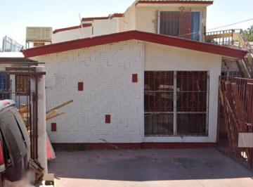 Casa de 3 habitaciones, Juárez · Casa en Venta en Calle Platon 208 Col Monumental Juarez Chihuahua