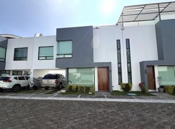 Casa en condominio de 3 habitaciones, San Mateo Atenco · Residencial Concepto Casa con Roof Garden San Mateo Atenco