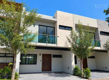 Casa de 4 habitaciones, Zapopan · Casa en Venta en Vitana Altavista Residencial Zapopan Jalisco