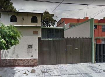 Casa de 4 habitaciones, Naucalpan de Juárez · Casa de 325 m² con 4 Recámaras en Venta en Jardines de San Mateo