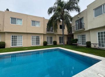 Casa en condominio de 3 habitaciones, Yautepec · Casa de 3 Recámaras con Alberca en Residencial Oacalco II, Yautepec