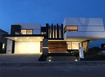Casa en condominio de 3 habitaciones, Querétaro · Casa en Venta en El Campanario