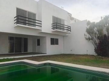 Casa de 4 habitaciones, Emiliano Zapata · Casa en Venta o Renta con Vigilancia en Burgos Bugambilias en Temixco, Morelos