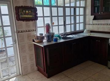 Casa de 4 habitaciones, Xochimilco · Barrio 18, 3 Autos,4 Recámaras, Bodega