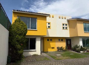 Casa · 120m² · 3 Recámaras · 2 Estacionamientos · Casa en Renta en San Mateo Atenco, Villas La Magdalena II