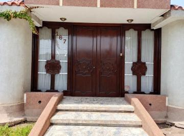 Casa de 4 habitaciones, Saltillo · Casa en Venta con Espacios Amplios