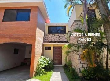 Casa de 3 habitaciones, Fortín · En Renta con Jardin 3 Recamaras Fortin Centro
