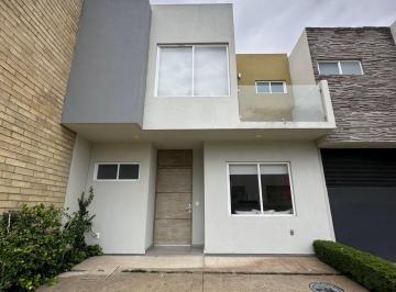 Casa en condominio de 3 habitaciones, Tlajomulco de Zúñiga · Casa Nueva Espaldas Galerias Santa Anita