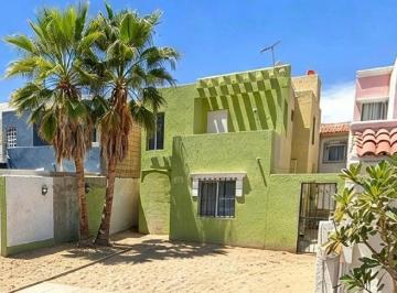 Casa de 2 habitaciones, La Paz · Casa en Venta en Unaq Zona Muy Tranquila a Solo 20 Min del Parque Morelos
