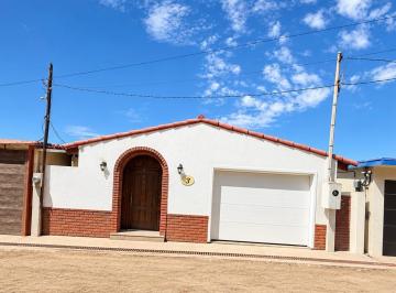 Casa · 190m² · 2 Recámaras · 1 Estacionamiento · Casa Amueblada en Renta Frente Al Mar en Baja Malibú Tijuana - (4)