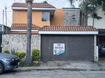 Casa de 3 habitaciones, Zapopan · Casa en Renta Remodelada en Paseos del Sol