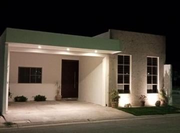 Casa · 186m² · 3 Recámaras · 2 Estacionamientos · Casa en Venta en Villas del Renacimiento, Torreon Coah.