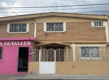 Casa de 5 habitaciones, Saltillo · Casa en Renta en Col. del Valle