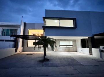 d49fb21b752ac8a7f6a5ad4c89264ab87f6c8d4c2ed2ca1838d19ba0ba3d1a61 · Venta Casa Querétaro, Cumbres del Lago